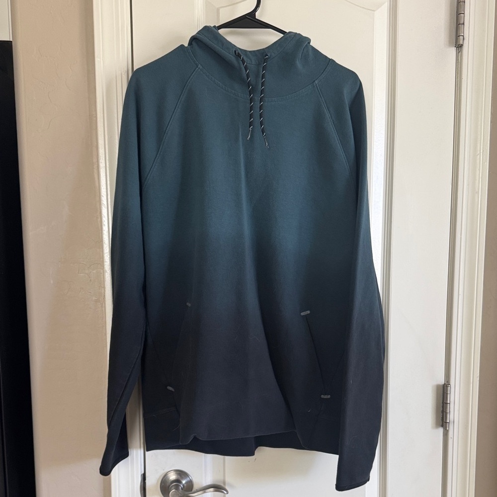 Old Navy Gradient Teal and Black Hoodie / W23